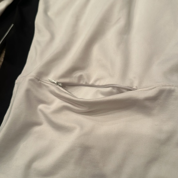 Pink size smalll. Long sleeve with thumb holders - Picture 8 of 8